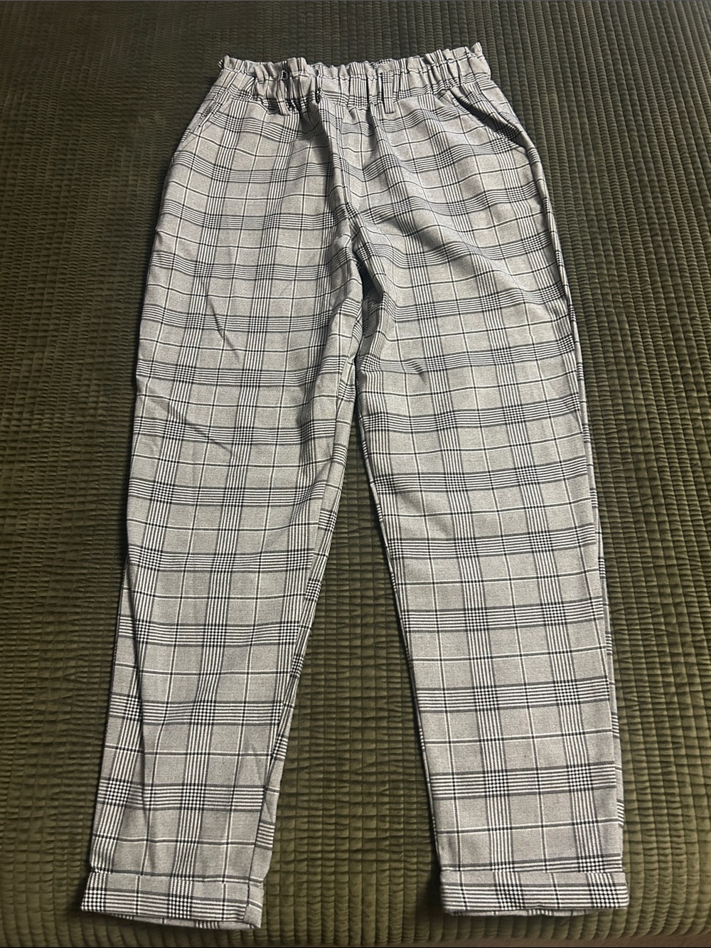 SO Black & White Plaid Elastic-Waist Trousers - Picture 1 of 3